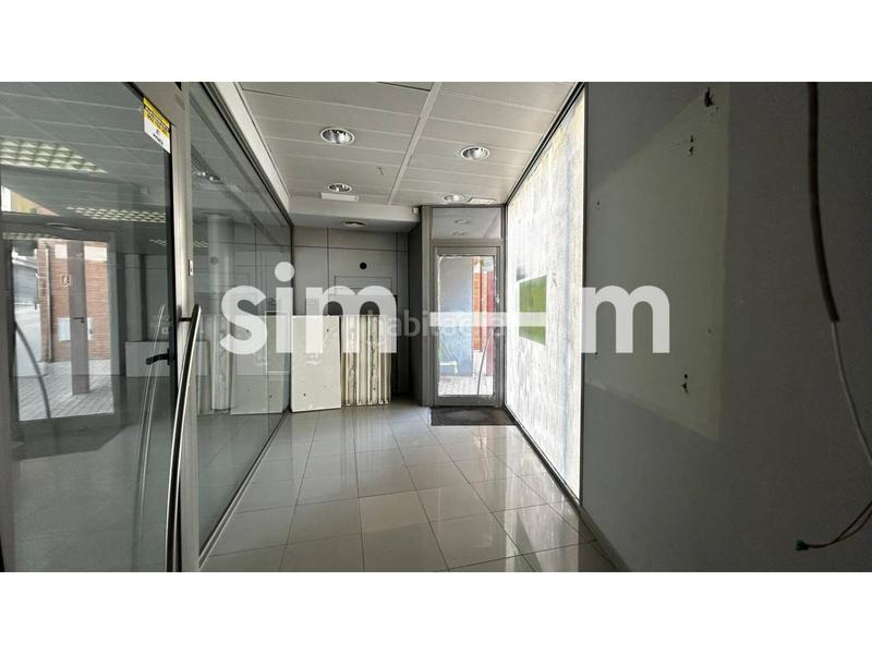 Foto 9f479d90-41ee-442f-8813-4c43780a29da. Alquiler local comercial en major 35 local en alquiler zona centro en Tona