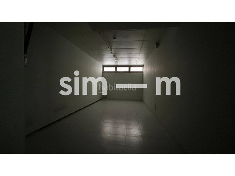 Foto fbe53579-ae15-4191-a00a-ebb948b758ee. Alquiler local comercial en major 35 local en alquiler zona centro en Tona