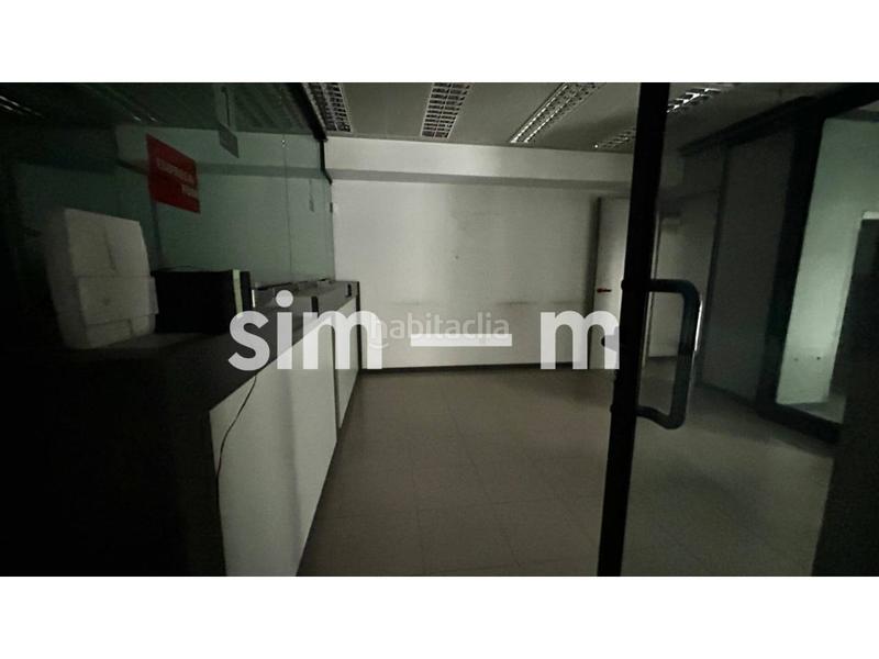 Foto f93de51c-47a7-4c37-b149-b764c16572d5. Local comercial en major 42 local en venta zona centro en Tona