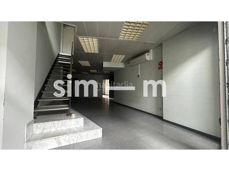 Foto 6413dafa-262d-46b9-b693-4cf8fd9699f7. Lloguer local comercial a Estadi-Santa Anna Vic