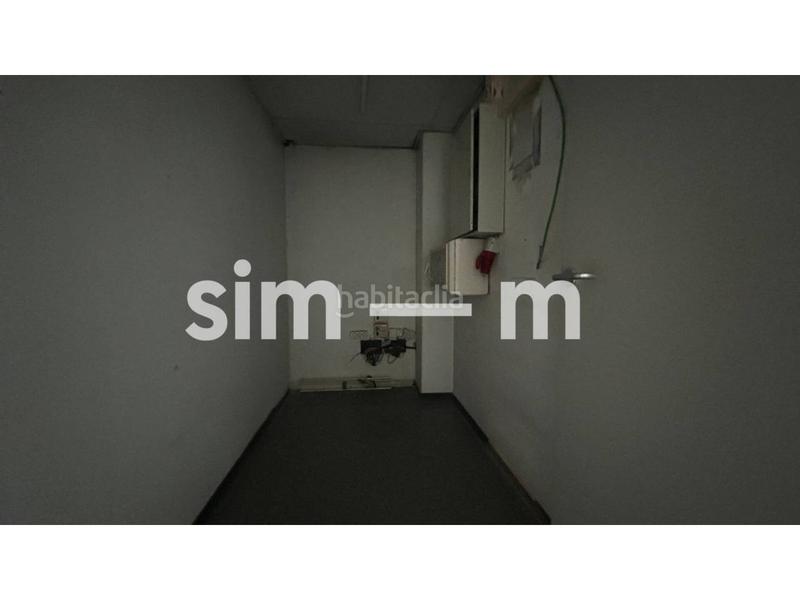 Foto c39562b0-3898-4606-85a2-d085446f6bc5. Lloguer local comercial a Estadi-Santa Anna Vic