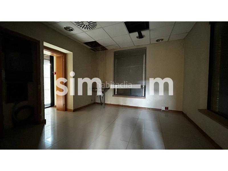 Foto 719e2d10-1ec5-4c52-b891-fb75b4e394a1. Rent business premise in orient 5 in Prats de Lluçanès