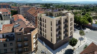 Pis a Carrer de montserrat 41. Pis d'obra nova a 5 minuts del centre de vic