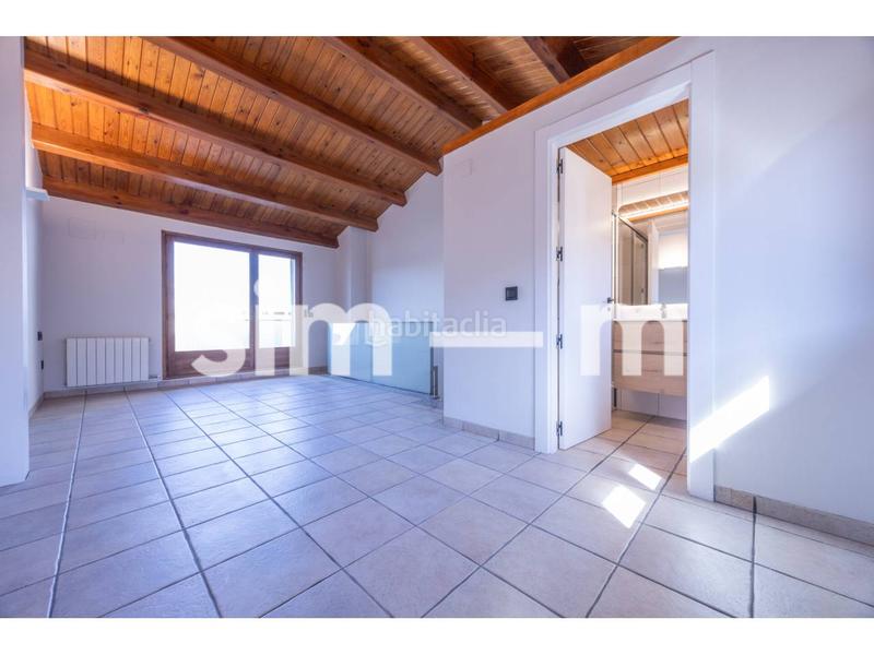 Foto 94b38350-5ebc-4dc0-8f43-5d109aefe1d4. Casa  en venta zona caputxins en Nord Vic