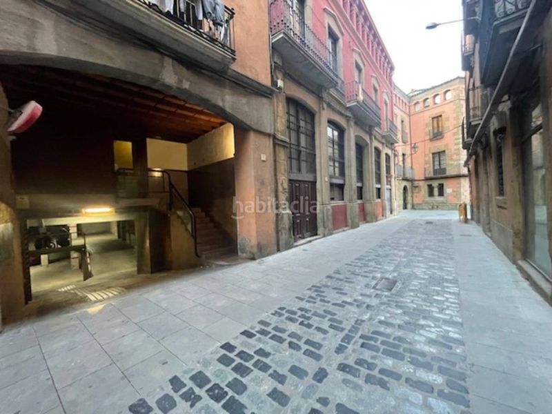 Foto 456b84ed-57e5-4a37-86e5-c41d3401fb1e. Aparcament cotxe a calle ramada 31 a Centre Vic