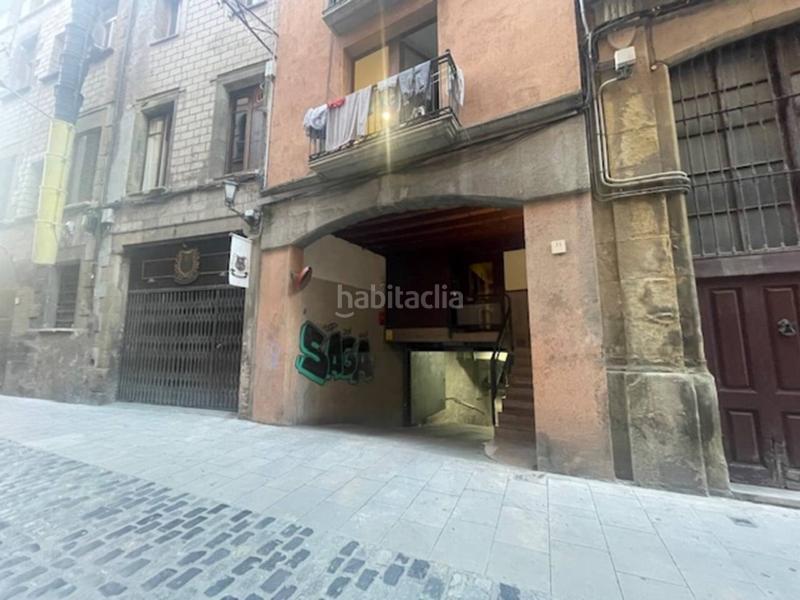 Foto 0b08c3f4-3198-443c-951f-6b4a3101d454. Aparcament cotxe a ramada 31 a Centre Vic