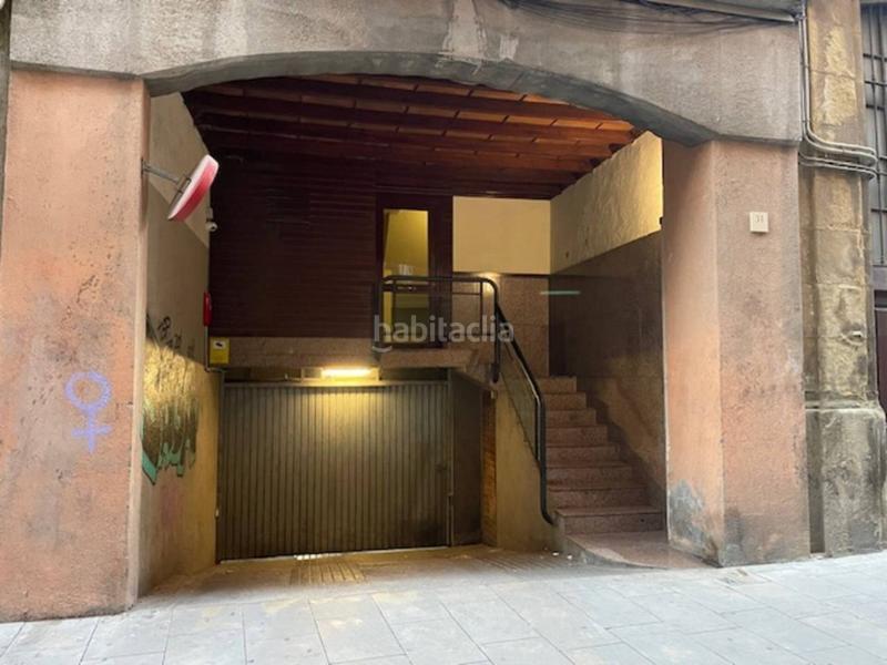 Foto 88cc9f43-dc20-41d2-9a5a-850f3894ee9c. Aparcament cotxe a ramada 31 a Centre Vic