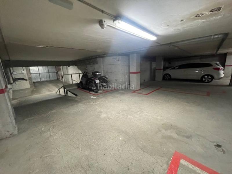 Foto e40a7eae-0f55-44dc-9a17-7cdbf04f88a3. Aparcament cotxe a ramada 31 a Centre Vic