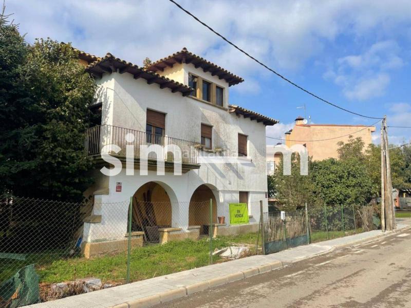 Foto 1ff8dad6-b3e8-4529-83b4-0606550a2123. Chalet dans 11 de setembre 14 dans Folgueroles