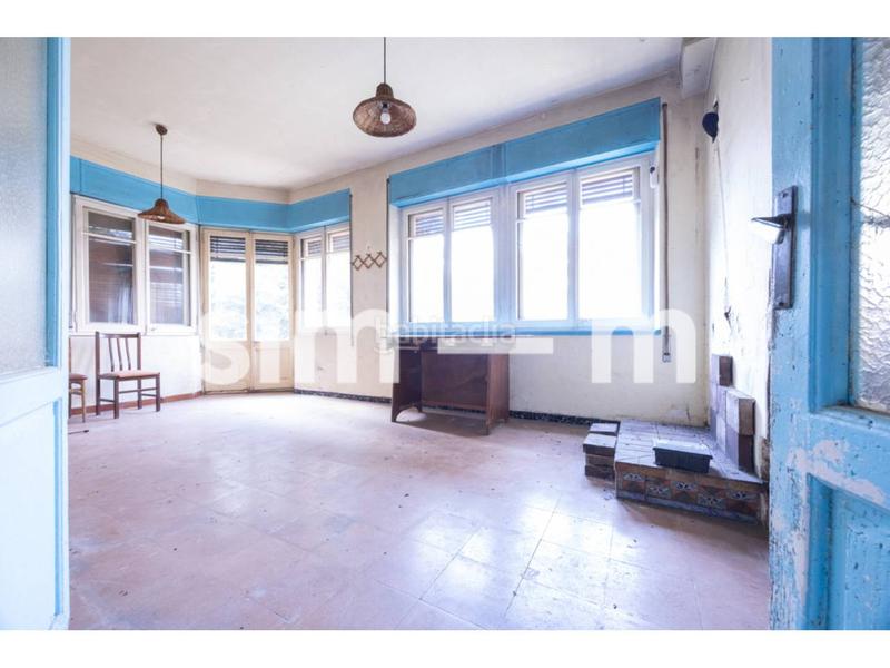 Foto bfb1ba7c-3318-4fec-9f8e-1960b36ef196. Chalet dans 11 de setembre 14 dans Folgueroles