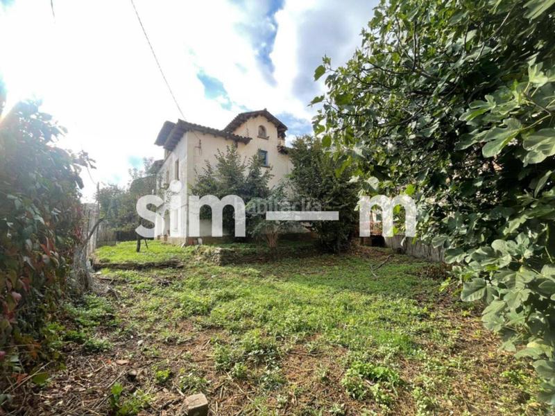 Foto d2634f60-cd00-4254-b713-e63ac6c7e468. Chalet dans 11 de setembre 14 dans Folgueroles