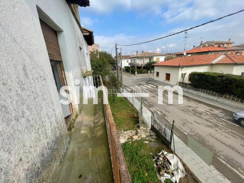 Foto ebd0afb3-8354-4a37-a106-942b977190d5. Chalet dans 11 de setembre 14 dans Folgueroles