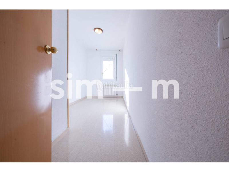 Foto 2f0066b1-e0b2-4bc1-89c6-1bb2f3547949. Piso  en venta zona hospital general en Nord Vic