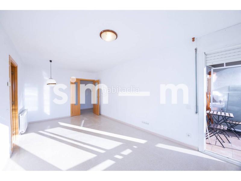 Foto 2ff1933b-7031-4c6a-8852-37d59894fc60. Piso  en venta zona hospital general en Nord Vic