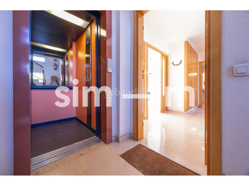 Foto 918af3d8-4a56-4156-9aec-73733e5ee56d. Piso  en venta zona hospital general en Nord Vic