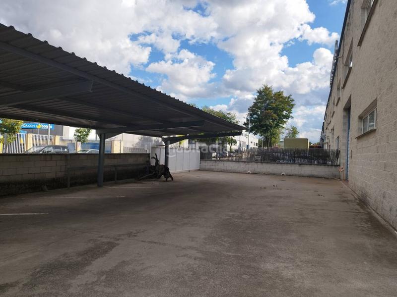 Foto 9af16514-cb9f-43db-ae29-cd61d20e9ee7. Affitto capannone industriale in Nord Vic