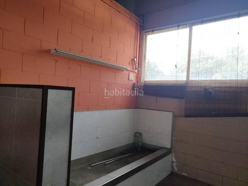 Foto 00c0d749-a4ff-422d-a764-d60cefd461d0. Lloguer nau industrial a Nord Vic