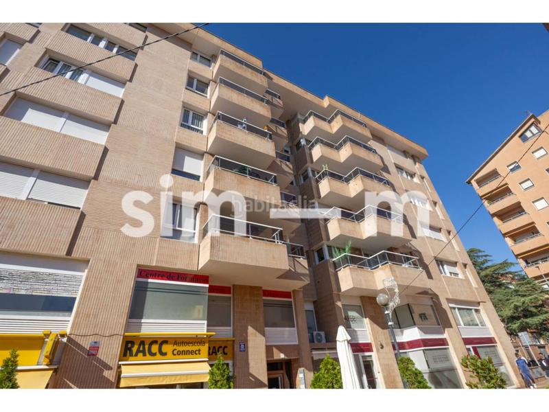 Foto 26b8fb1d-a67f-4e59-aa24-32dd6f2ebe90. Pis amb calefacció aparcament a Nord Vic