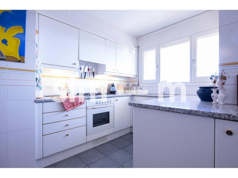 Foto 614d40da-3468-4163-a08f-75300c38b04d. Pis amb calefacció aparcament a Nord Vic