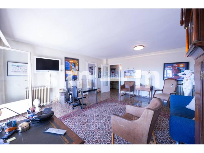 Foto 8b6a1b54-fc7b-4623-87e9-3270f499caa0. Pis amb calefacció aparcament a Nord Vic