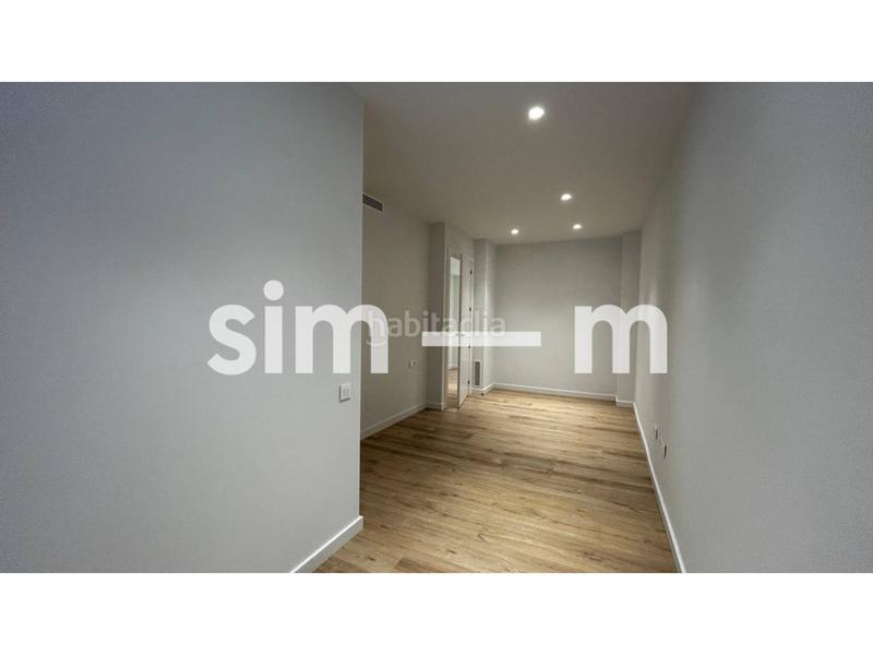 Foto a66de1c0-013a-4b18-a803-24d177141ae9. Lloguer pis a rambla davallades 15 a Centre Vic