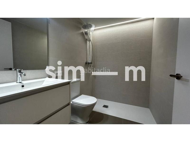Foto 42ab4f09-757b-4fec-b45b-601809c66e3b. Rent flat in rambla davallades 15 in Centre Vic