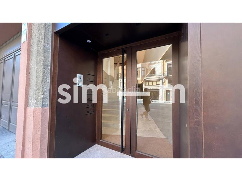 Foto 4616cff5-1c4c-4803-8aa5-eb85e3760ff7. Rent flat in rambla davallades 15 in Centre Vic