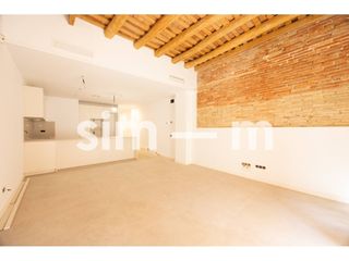 Flat in Calle nou 15. Piso en venta  zona centro