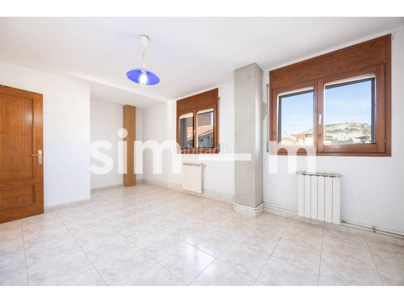 Foto 83cf9ca2-59fc-40bb-bc59-49029d12c26a. Casa con riscaldamento parcheggio in Tona