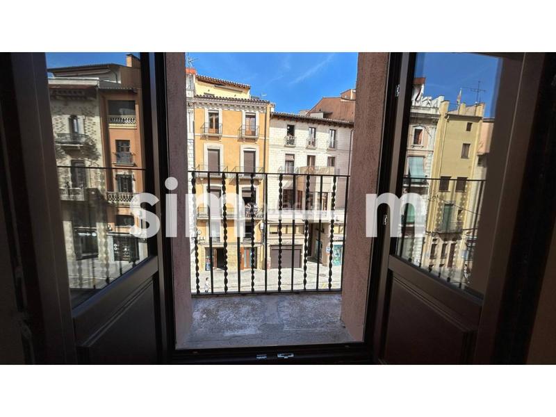 Foto e8fe0b8b-0430-4820-a3c3-fdb77304ff0c. Miete etagenwohnung in rambla davallades 15 in Centre Vic