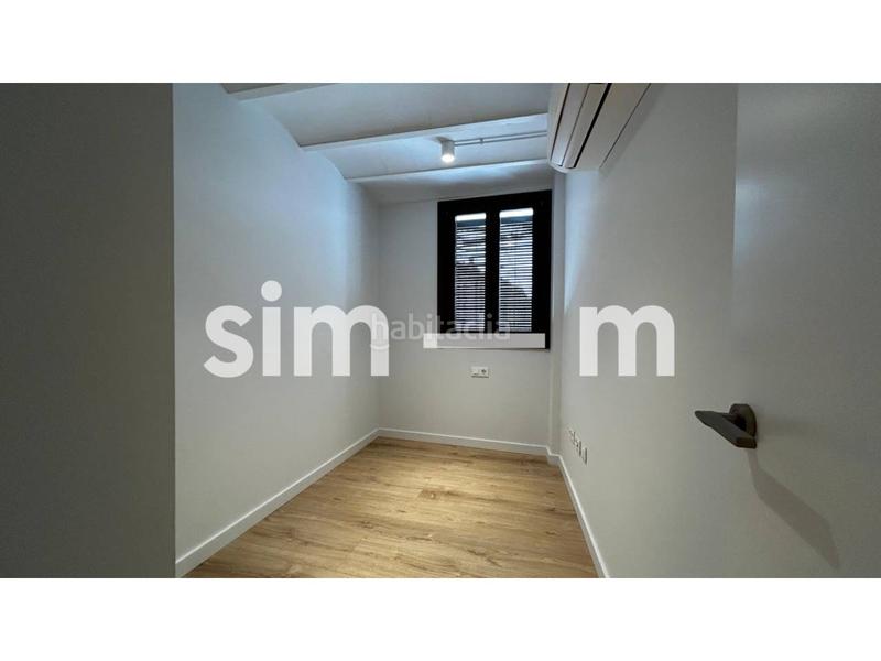 Foto 2db4ced0-d99a-4729-8bf9-280a69195dad. Rent flat in rambla davallades 15 in Centre Vic