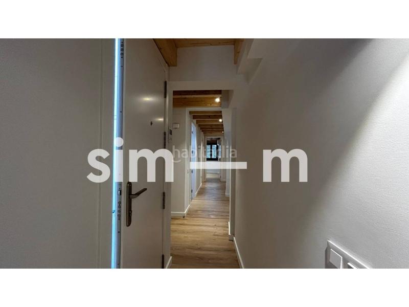 Foto 886028a2-971e-4378-8d1f-321d8539e7fa. Alquiler piso en rambla davallades 15 piso en alquiler zona centro histórico en Vic