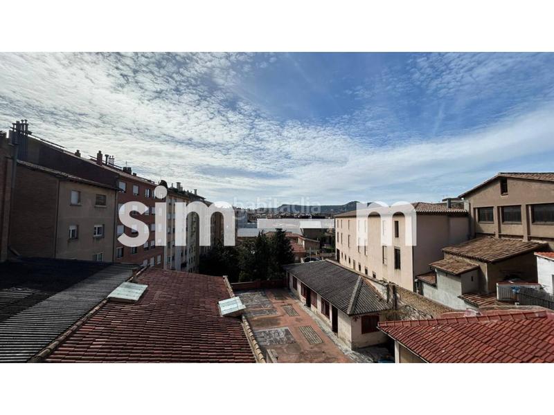 Foto a91f2381-9683-4599-99da-f05fa5fed19b. Alquiler piso en rambla davallades 15 piso en alquiler zona centro histórico en Vic