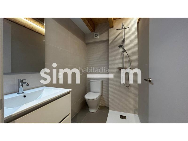 Foto a942195a-2713-401f-8bc8-23f03604022a. Alquiler piso en rambla davallades 15 piso en alquiler zona centro histórico en Vic