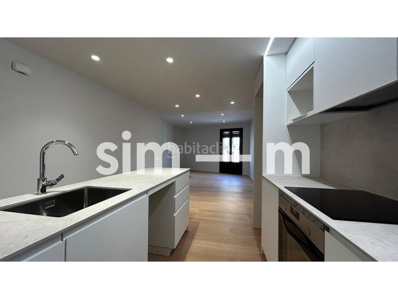 Foto 83025787-a118-4806-aae5-12d02e3fa5dd. Location appartement dans rambla davallades 15 dans Vic