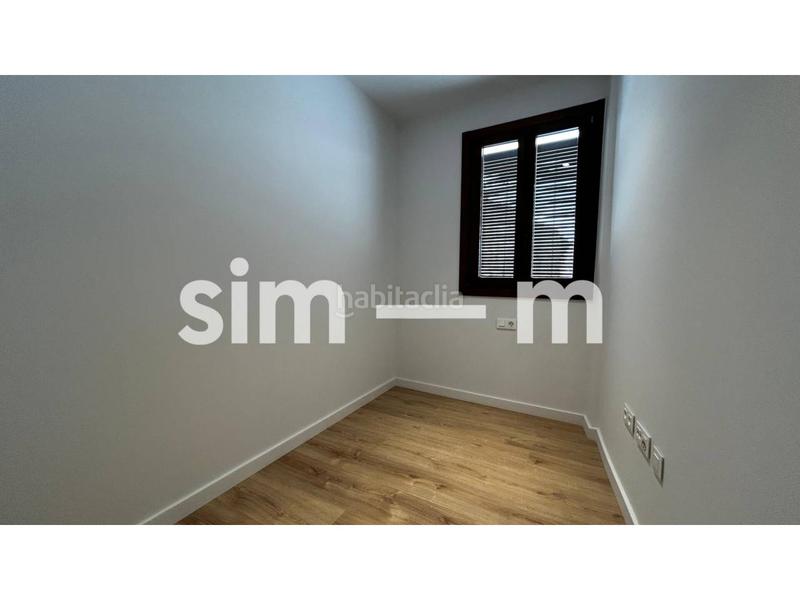 Foto 94b894a1-345c-4636-89de-366d5826c621. Rent flat in rambla davallades 15 in Centre Vic