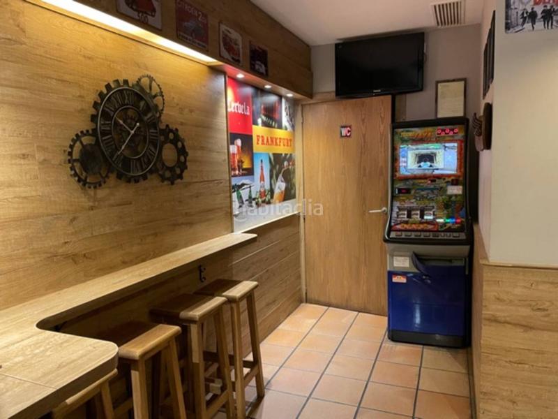 Foto b1e7a8a1-0b9d-4d84-a9e8-24342f9003db. Rent business premise in argenters 20 in Centre Vic