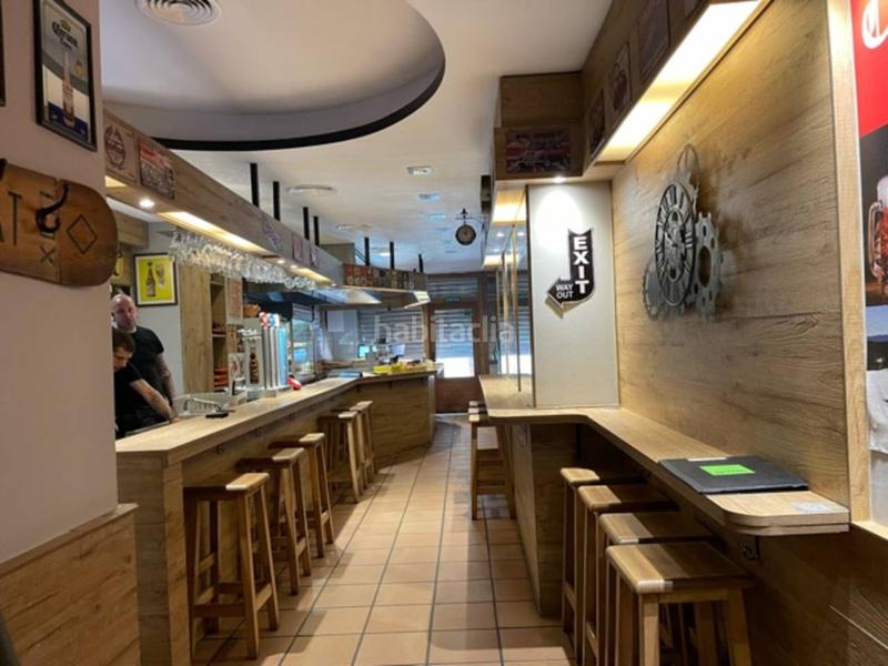 Foto b8cec162-248b-491b-870d-ae1c68d4f2b3. Rent business premise in argenters 20 in Centre Vic