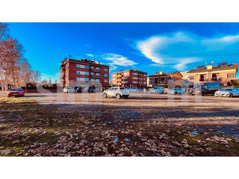 Foto 3f4b29b4-f669-48ca-bd4b-9852d3322f5d. Casa a calle mercè rodoreda 4 a Caputxins-Ambulatori Vic
