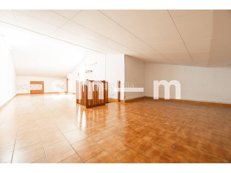 Foto b64e1201-e6f5-455a-9bda-d798762e76e0. Pis amb calefacció a Remei-La Guixa Vic