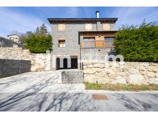 Chalet  Calle taouge. Torre en venta  zona cerdaña francesa