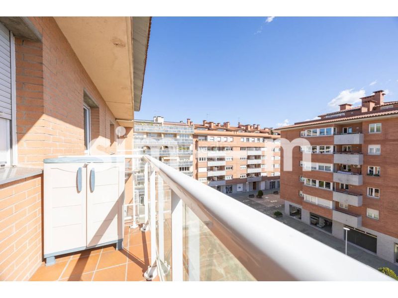 Foto 0ac6666e-7d16-402b-9556-6fb6d4ec431b. Pis amb calefacció aparcament a Nord Vic