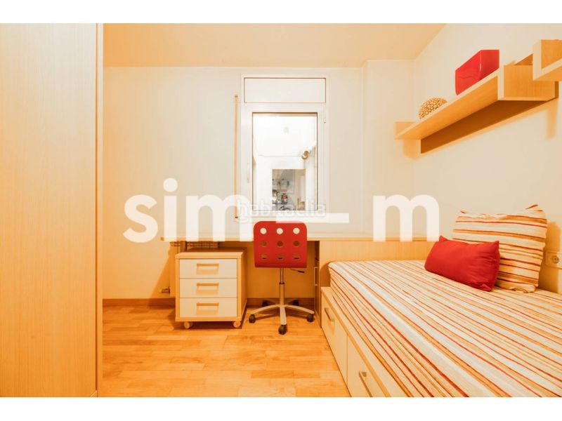 Foto 90c8cebd-8e42-4afa-b7e0-b850af78f3cc. Pis amb calefacció aparcament a Nord Vic