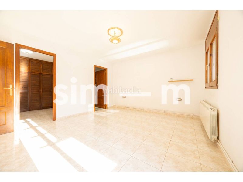 Foto 9dce8ba3-ba9b-4c28-a413-8d77cb57be7c. Casa amb calefacció aparcament a Tona