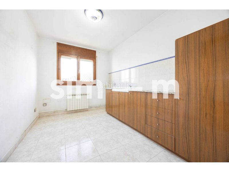 Foto d489a3b1-0484-4ccd-b011-bc508434cb1d. Casa amb calefacció aparcament a Tona