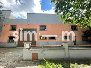 Affitto Capannone industriale in Calle rupit 44. Alquiler en alquiler  zona pol. ind. malloles