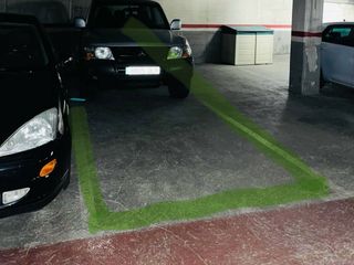 Location Parking voiture à Calle bisbe strauch 19. Parking en alquiler  zona de el remei