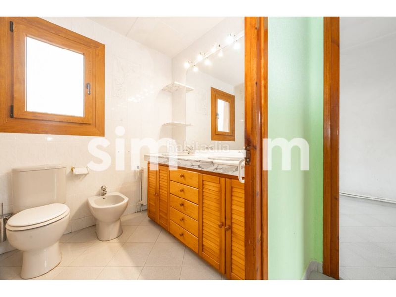 Foto a3e2c01a-0cd2-4934-800d-0ba076bb5ce3. Casa amb calefacció a Seva