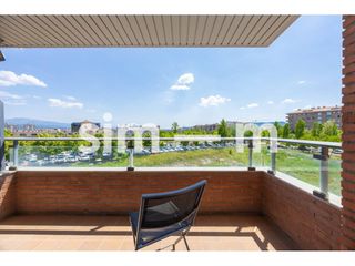 Pis  Calle perot rocaguinarda. Piso en venta  zona universitaria