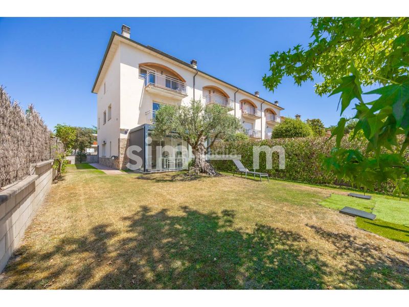 Foto 1580e508-30a6-44f0-a421-e4285c34fadd. Casa amb calefacció aparcament a Tona